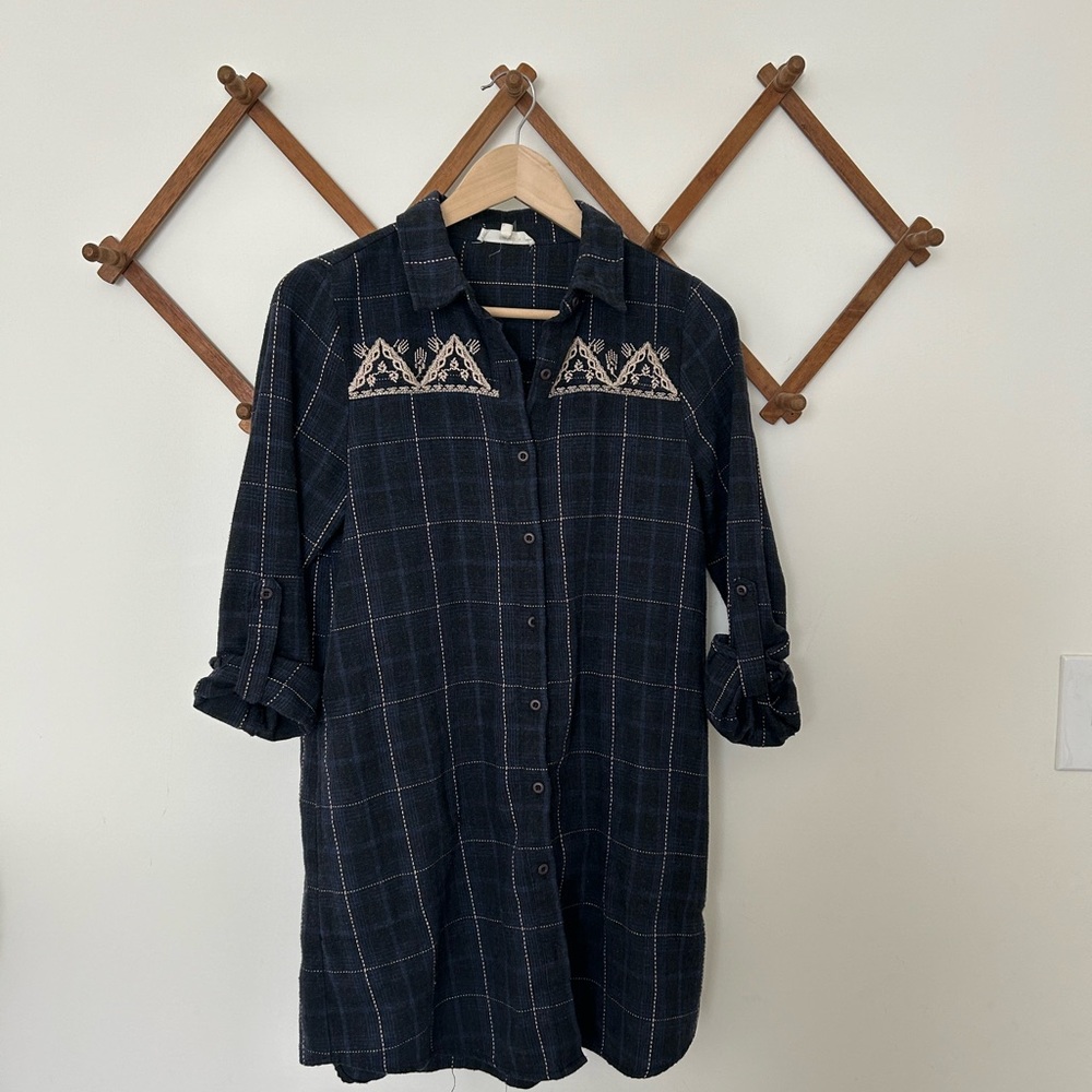 Entro Black Plaid Long Sleeve Dress